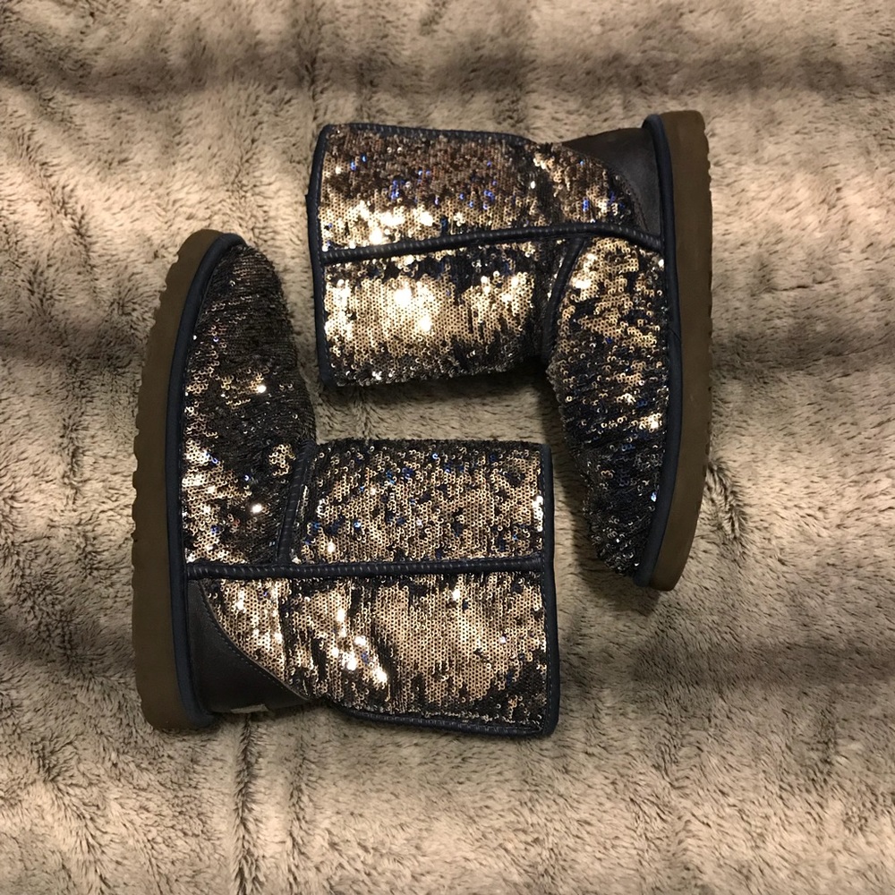 Navy Blue shift to Sliver Sequin Ugg Boots